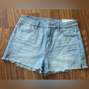 American Eagle mom short
